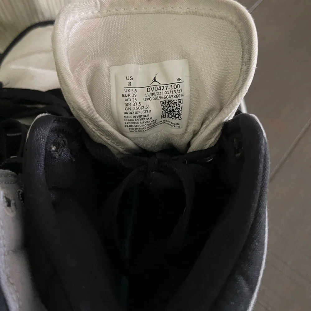 Jordan - Picture 2 of 7